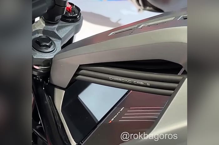 KTM E-Duke seen for the first time
